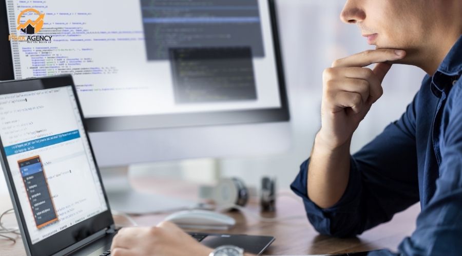 nhầm lẫn giữa chăm sóc và quản trị website