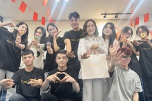 Peak Agency rộn ràng chúc mừng ngày phụ nữ Việt Nam 20/10